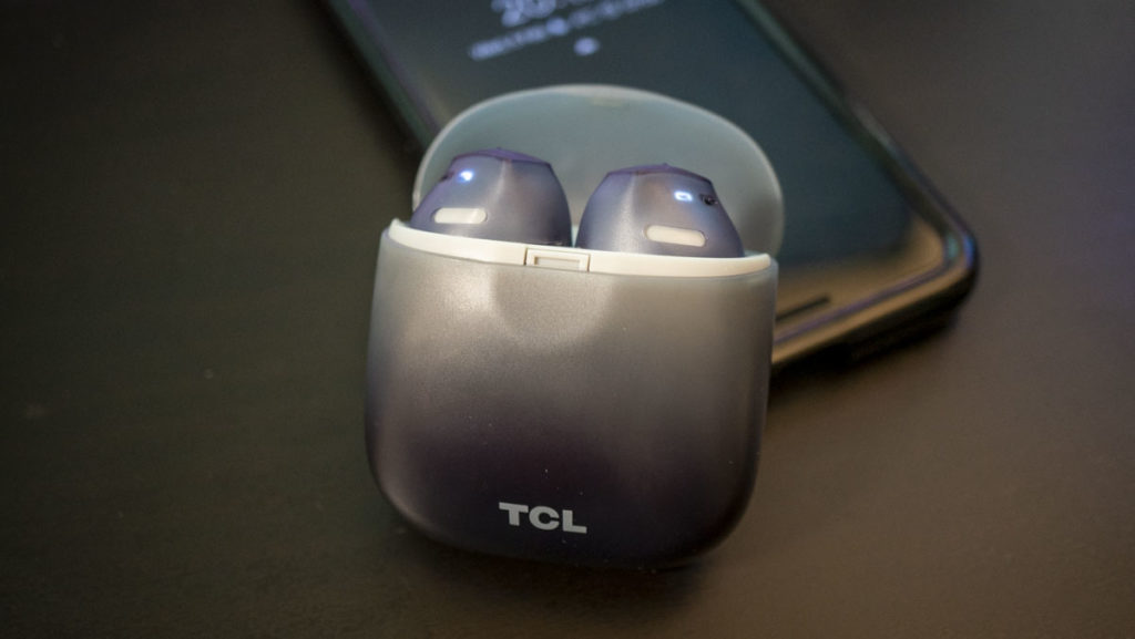 TCL SOCL500TWS Wireless Earbuds with Pumping Bass - Review